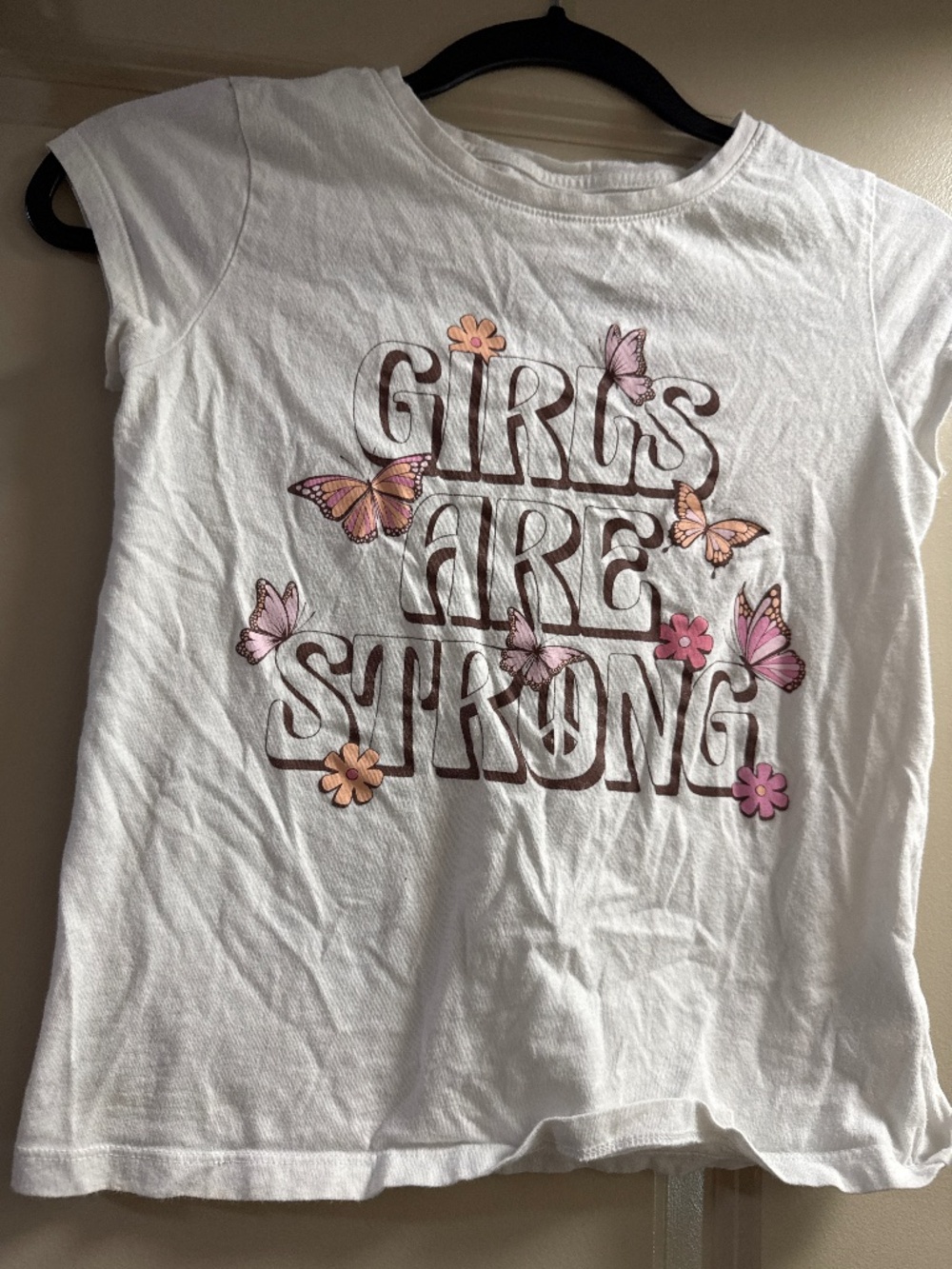 Gap girls tee with butterflies